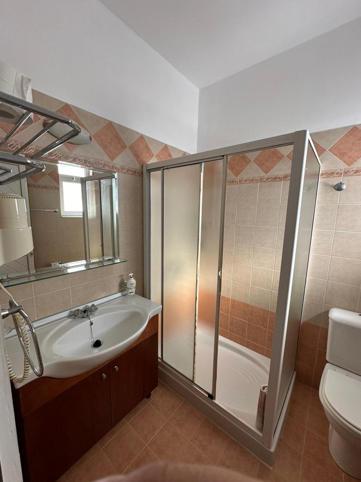 Apollonio Suites & Rooms Faliraki Rhodes Bilik gambar