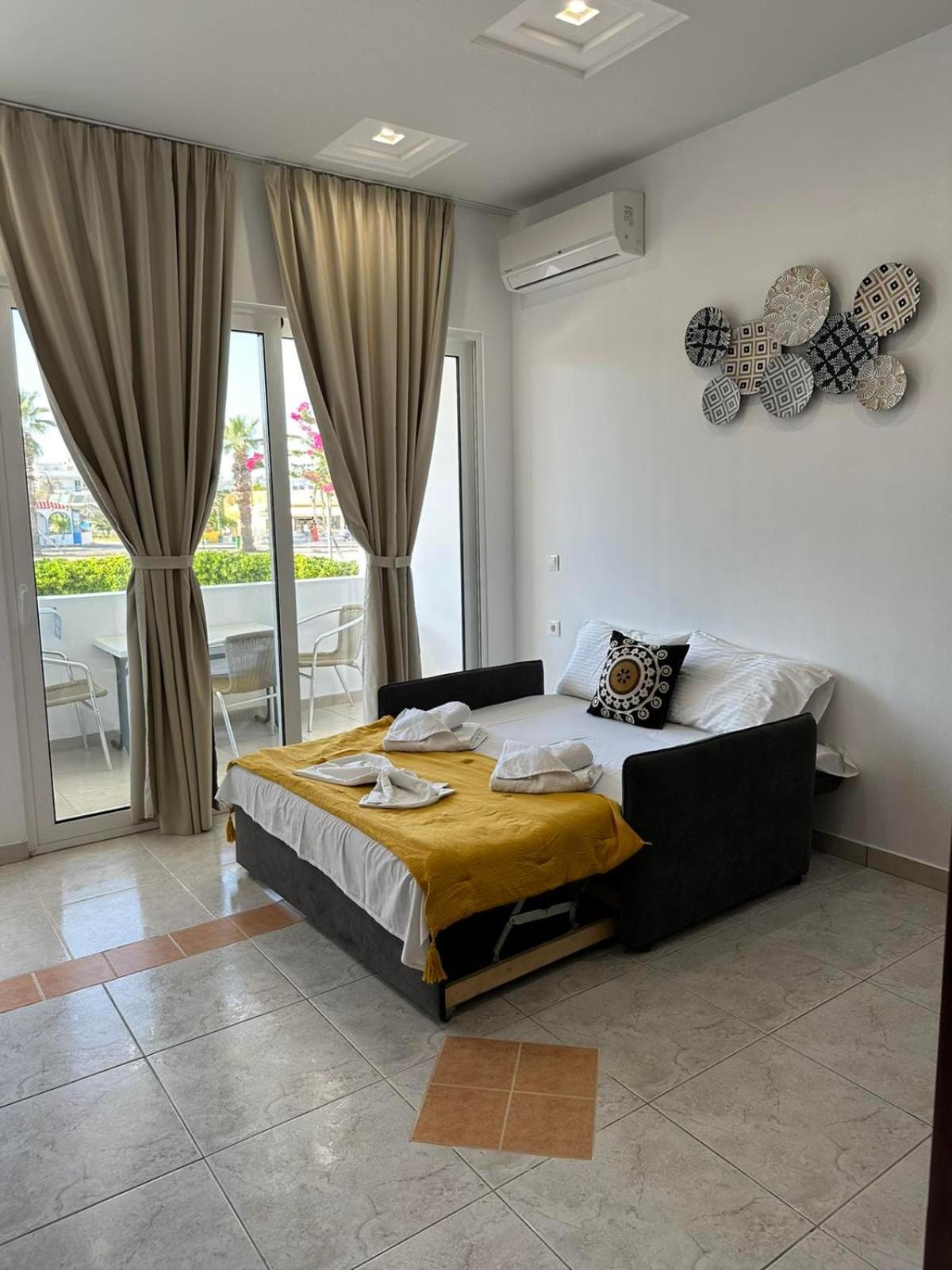 Apollonio Suites & Rooms Faliraki Rhodes Bilik gambar