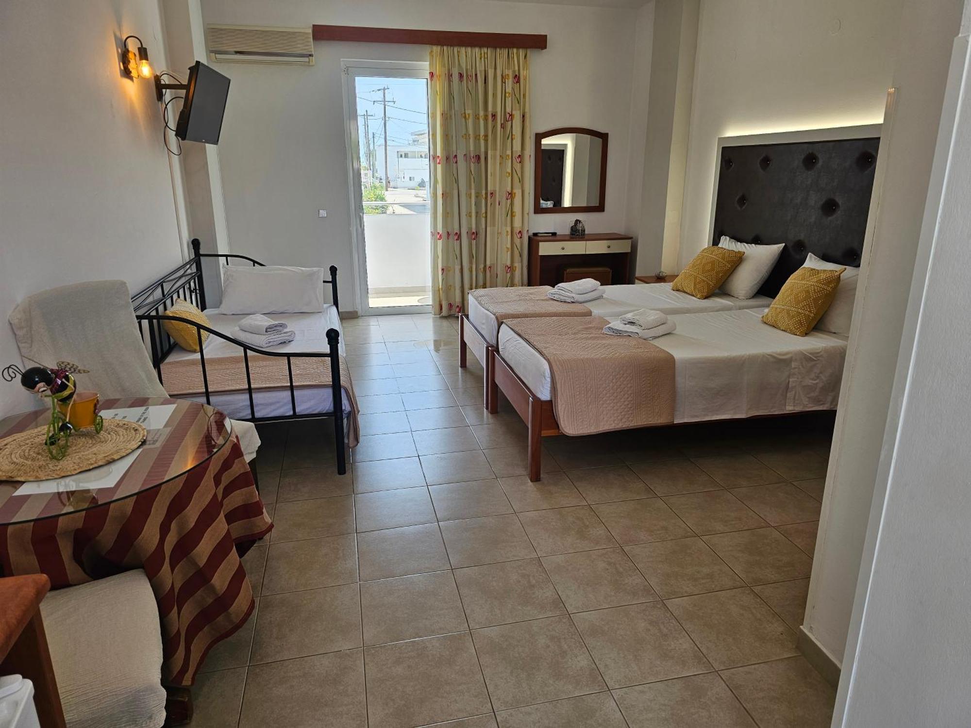 Apollonio Suites & Rooms Faliraki Rhodes Bilik gambar